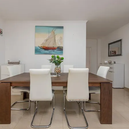 Lägenhet Karmen - Poolhouse - Private Oasis 8 *