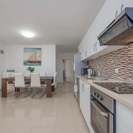 Lägenhet Karmen - Poolhouse - Private Oasis 8 *