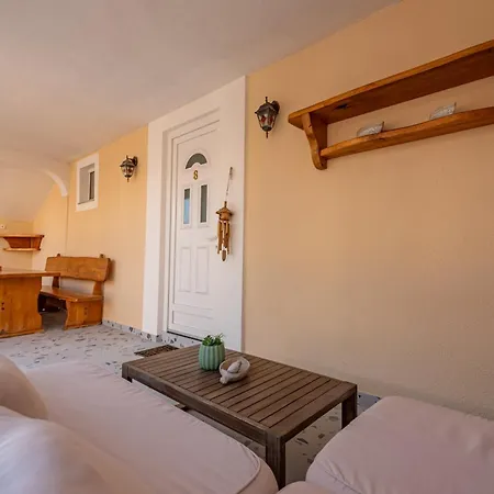 Lägenhet Karmen - Poolhouse - Private Oasis 8 Vir