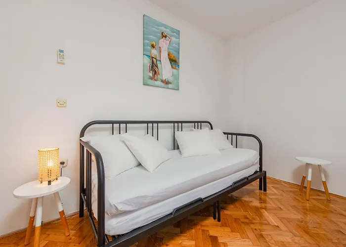 Karmen - Poolhouse - Private Oasis 8 Apartman Vir