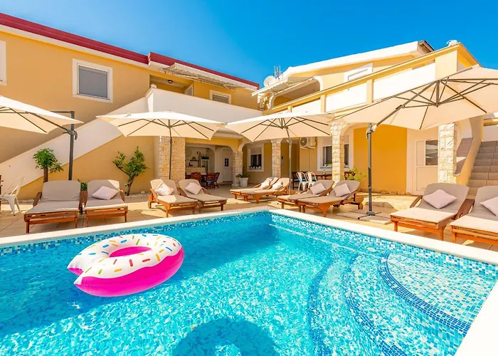 Apartman Karmen - Poolhouse - Private Oasis 8